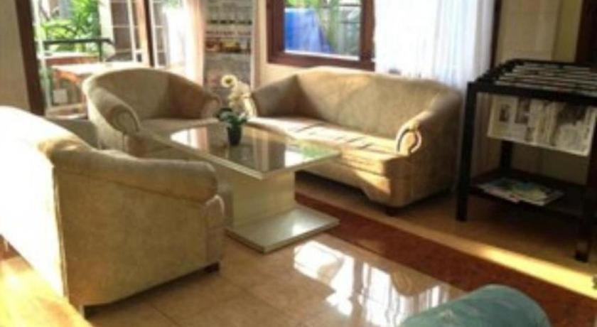 Grand Sumatera Hotel Surabaya Esterno foto