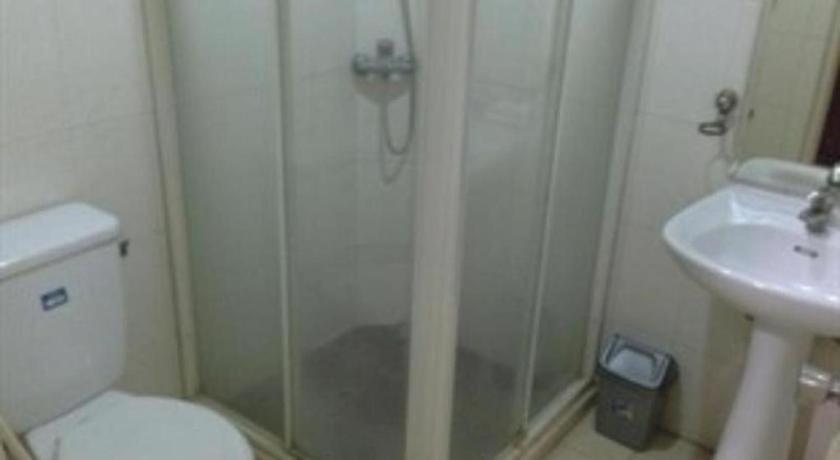 Grand Sumatera Hotel Surabaya Esterno foto