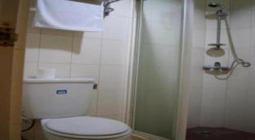 Grand Sumatera Hotel Surabaya Esterno foto