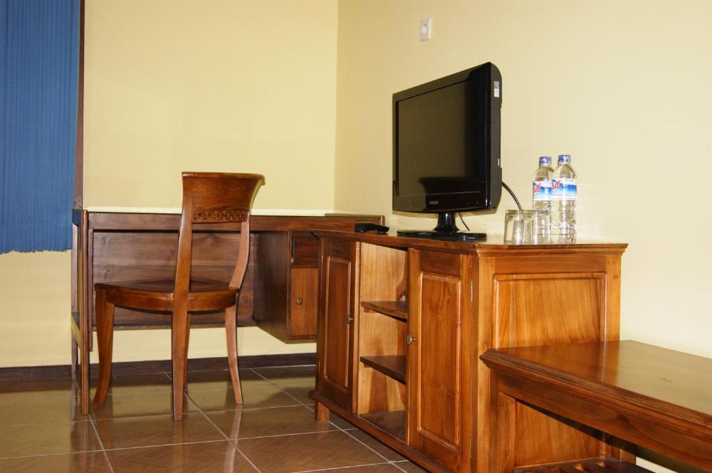 Grand Sumatera Hotel Surabaya Esterno foto